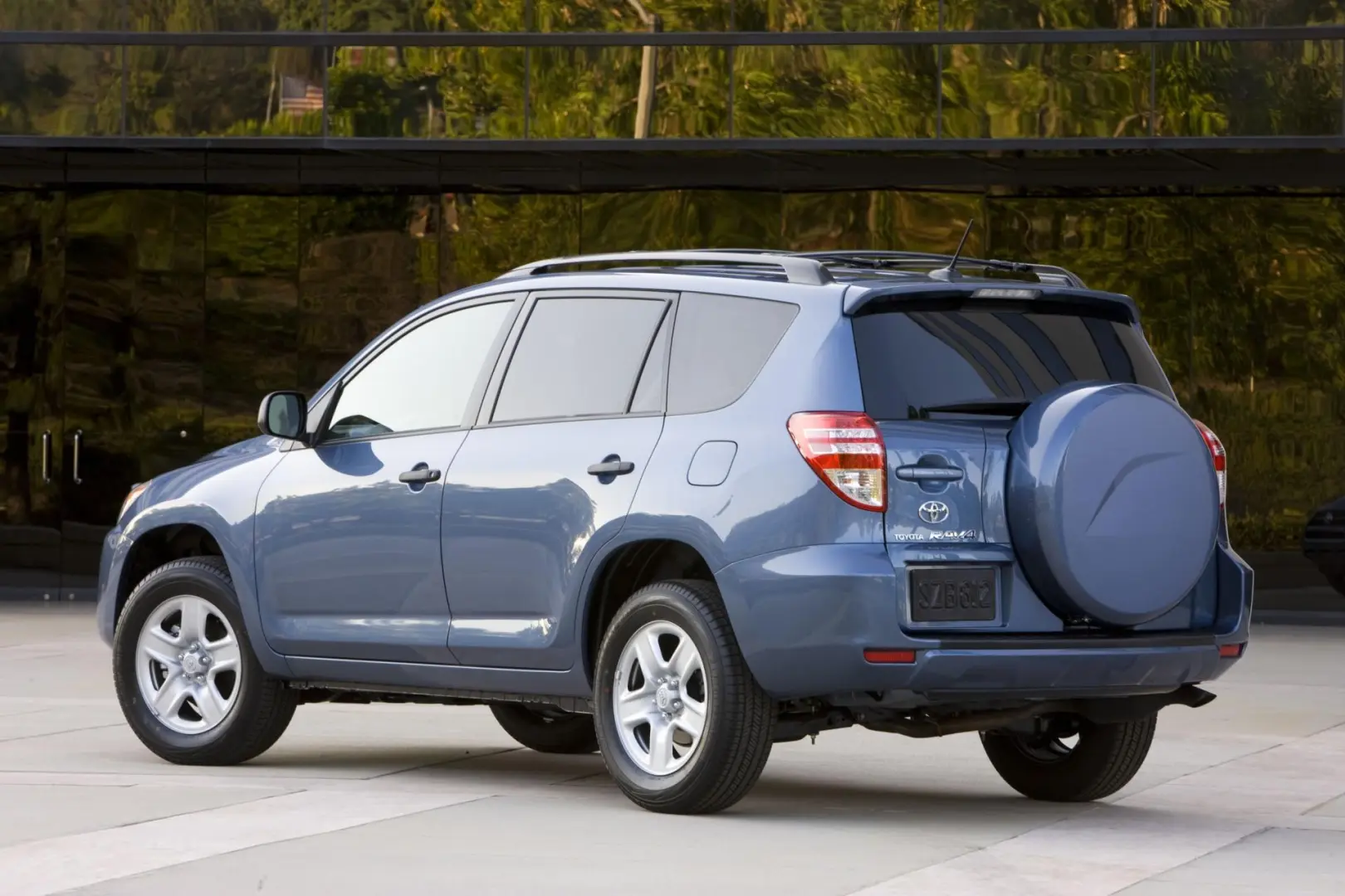 Toyota  Rav 4 2.0 Elegance Multidrive S 5