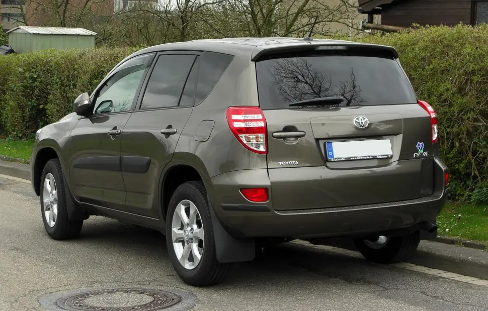 Toyota  Rav 4 2.0 Premium Multidrive S 2