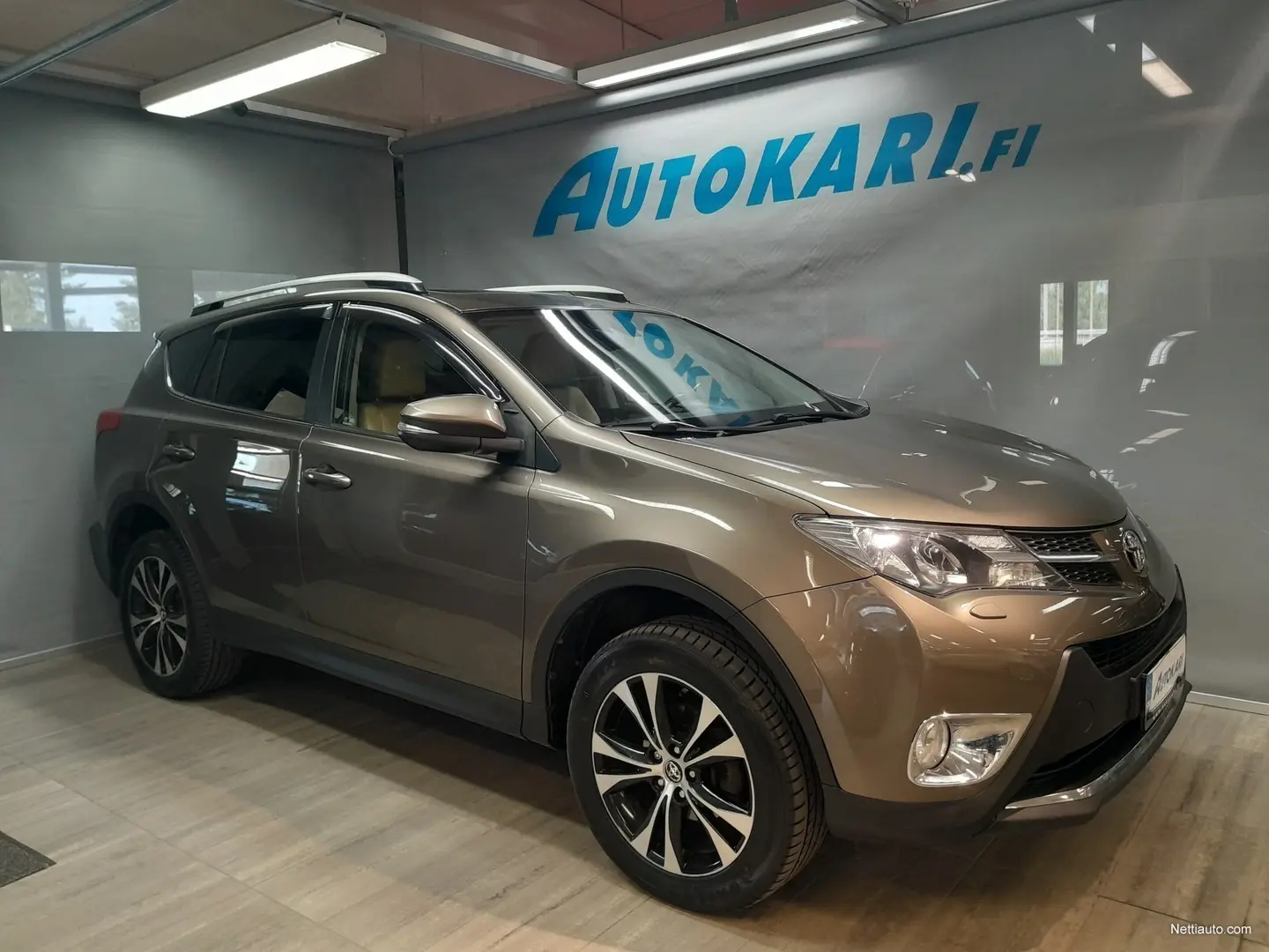 Toyota  Rav 4 2.0 Premium Plus Navi Multidrive S 3