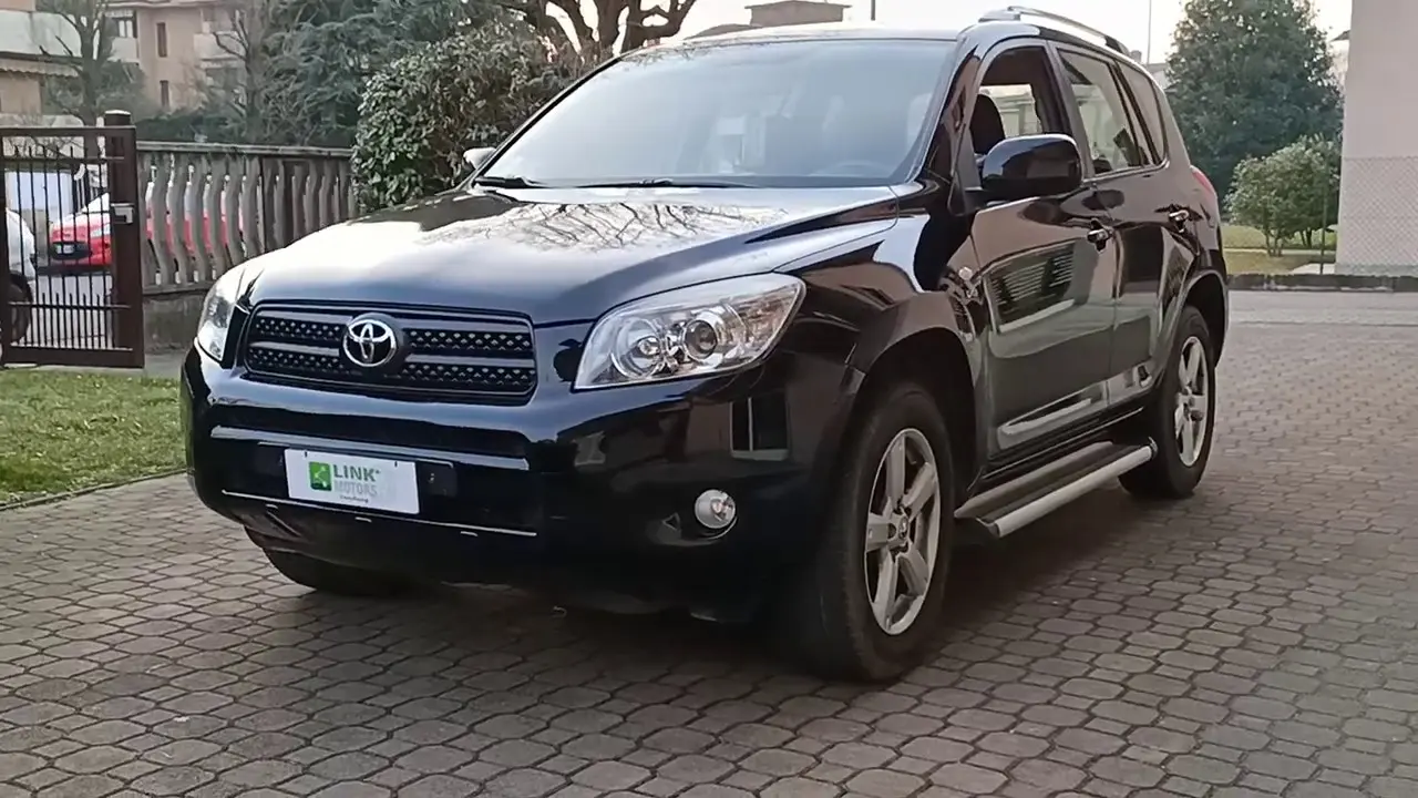 Toyota  Rav 4 2.2 D-4D 4x4 Cross Sport 1