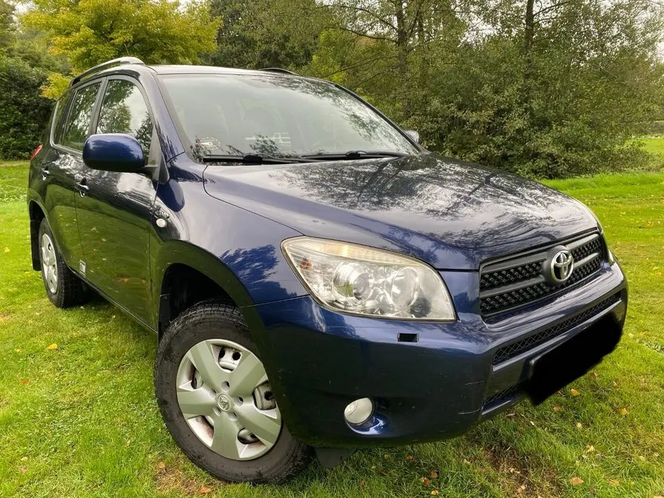 Toyota  Rav 4 2.2 D-4D 4x4 Cross Sport 4