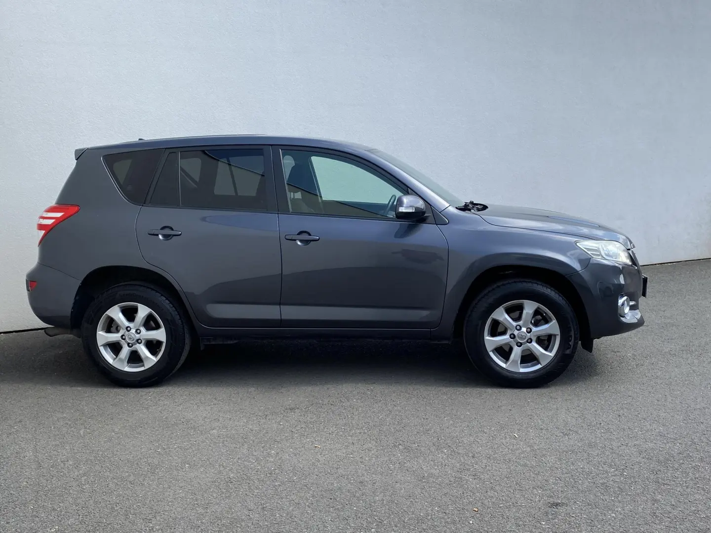 Toyota  Rav 4 2.2 D-4D 4x4 Extra 5