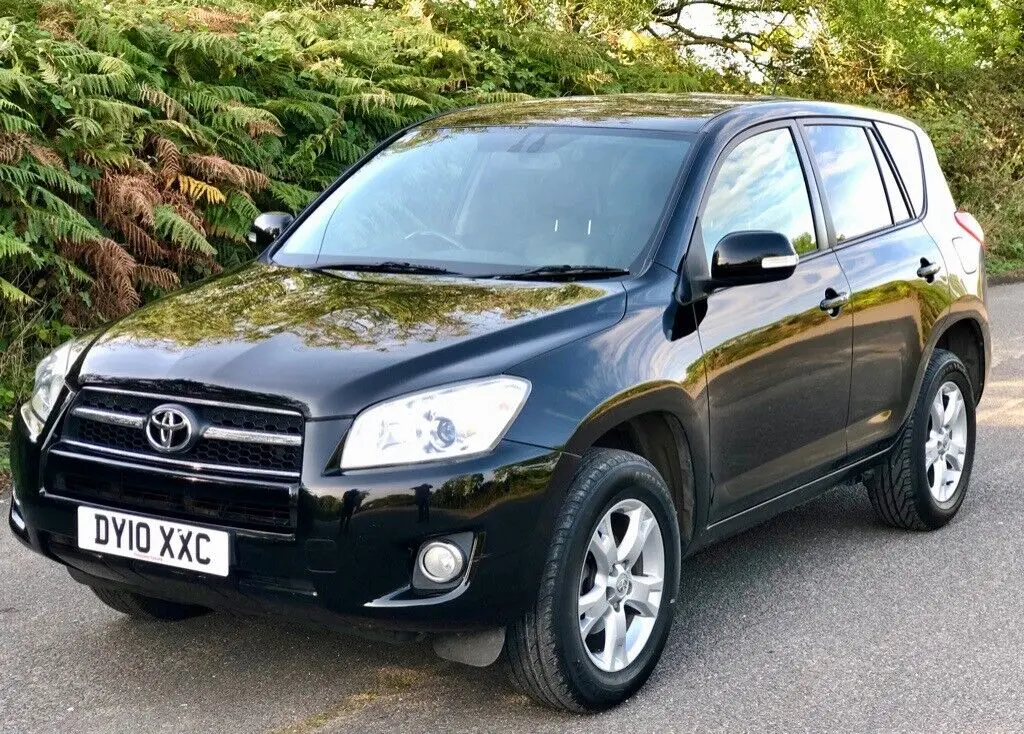 Toyota  Rav 4 2.2 D-4D Extra 2