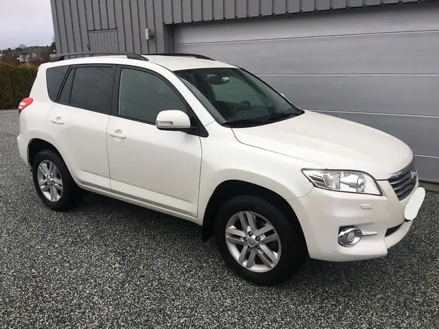 Toyota  Rav 4 2.2 D-4D 4x4 X Leather 3