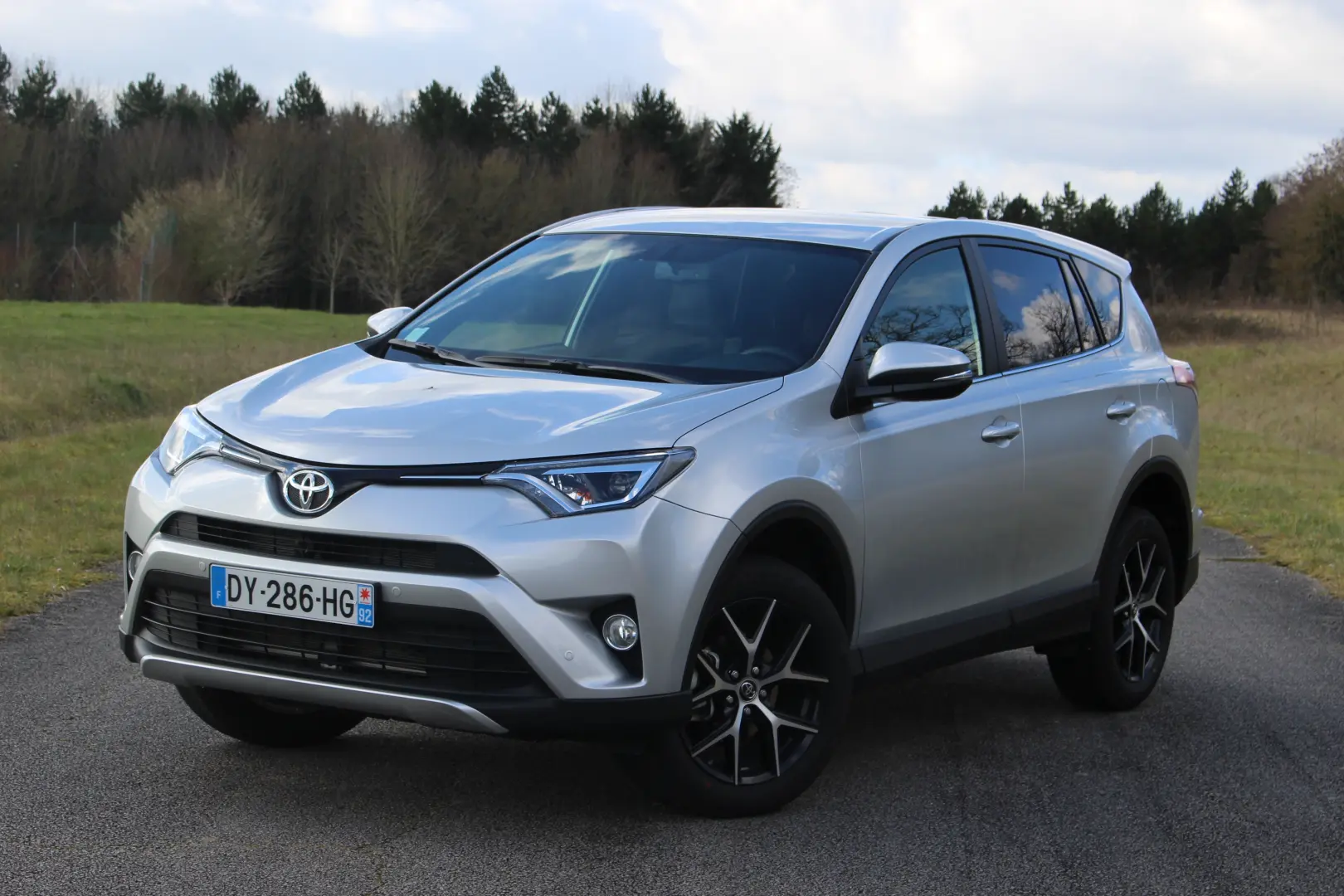Toyota  Rav 4 2.2 D-4D Premium Plus 6
