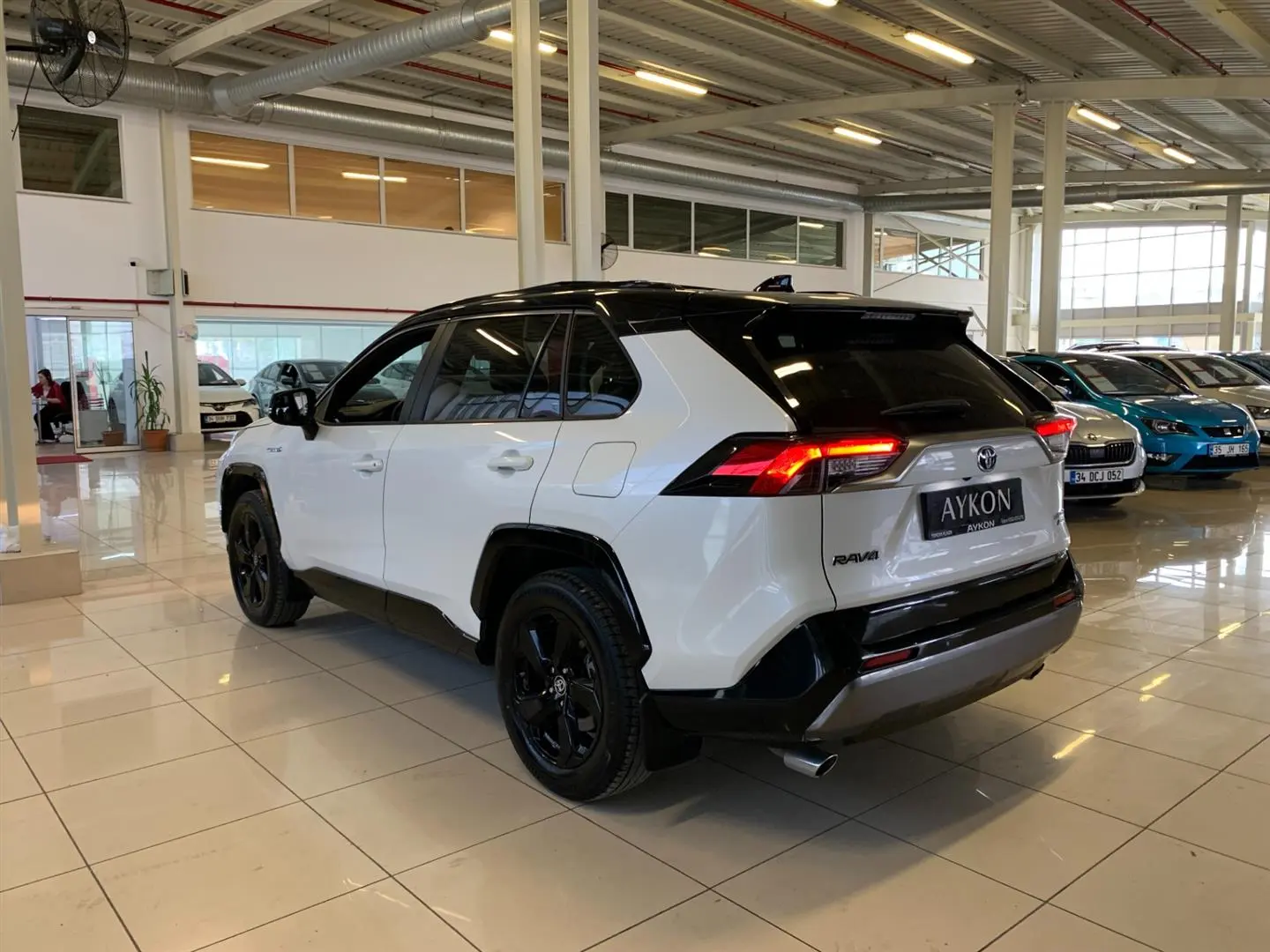 Toyota  Rav 4 2.5 Hybrid 4x4 Passion X-Sport e-CVT 5