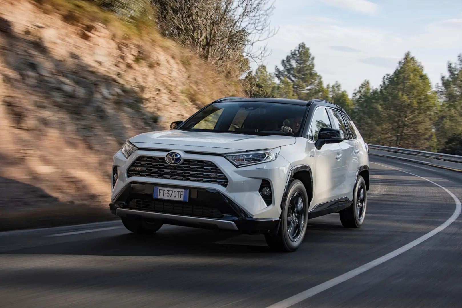 Toyota  Rav 4 2.5 Hybrid 4x4 Passion X-Sport e-CVT 6
