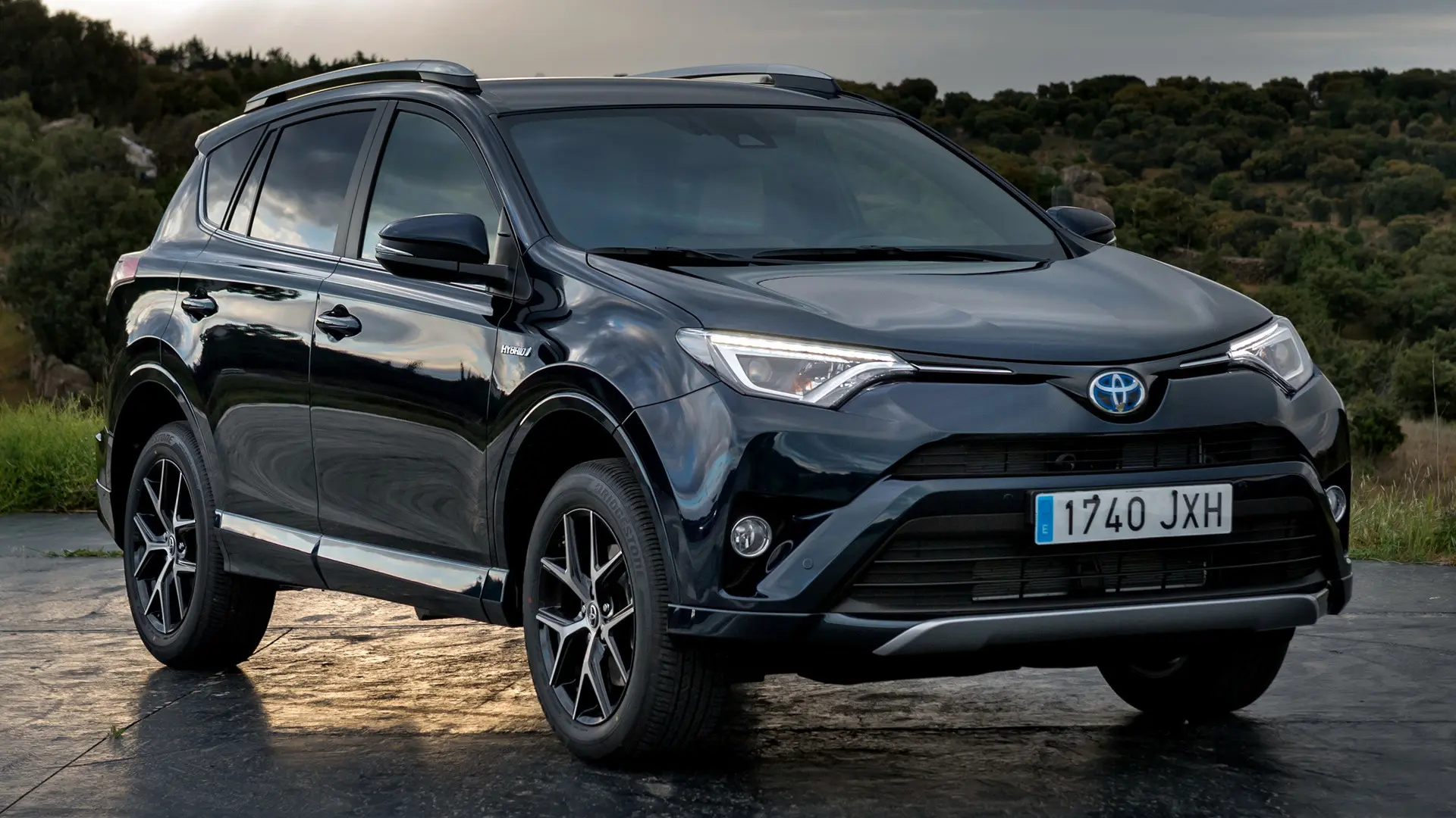 Toyota  Rav 4 2.5 Hybrid 4x4 Premium e-CVT 5
