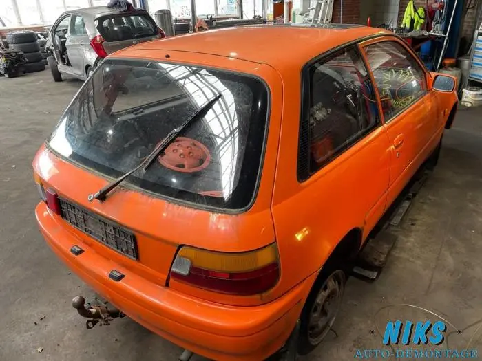Toyota Starlet Starlet 1.3 XLI 4