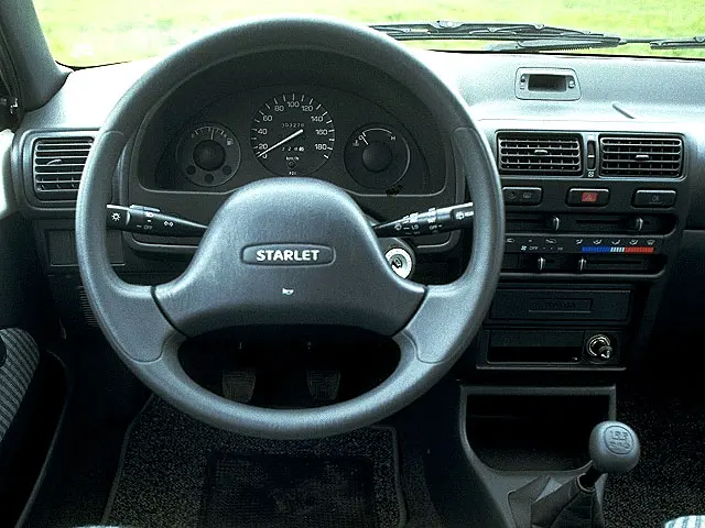Toyota Starlet Starlet 1.3 XLI 6