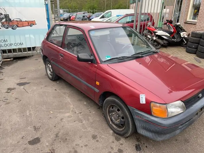 Toyota Starlet Starlet 1.3 XLI 4