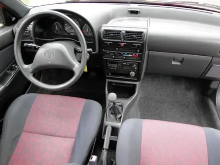 Toyota Starlet Starlet 1.3i XL Plus 4