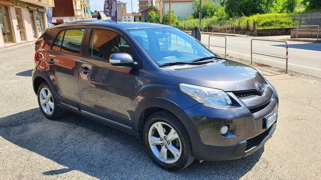 Toyota Urban Cruiser Urban Cruiser 1.4 D-4D Sol 4