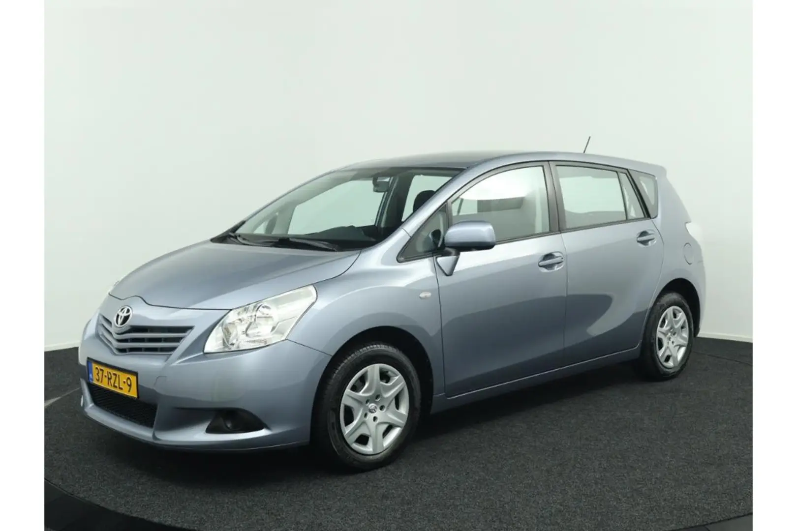 Toyota Verso Verso 1.6 Comfort Extra 3