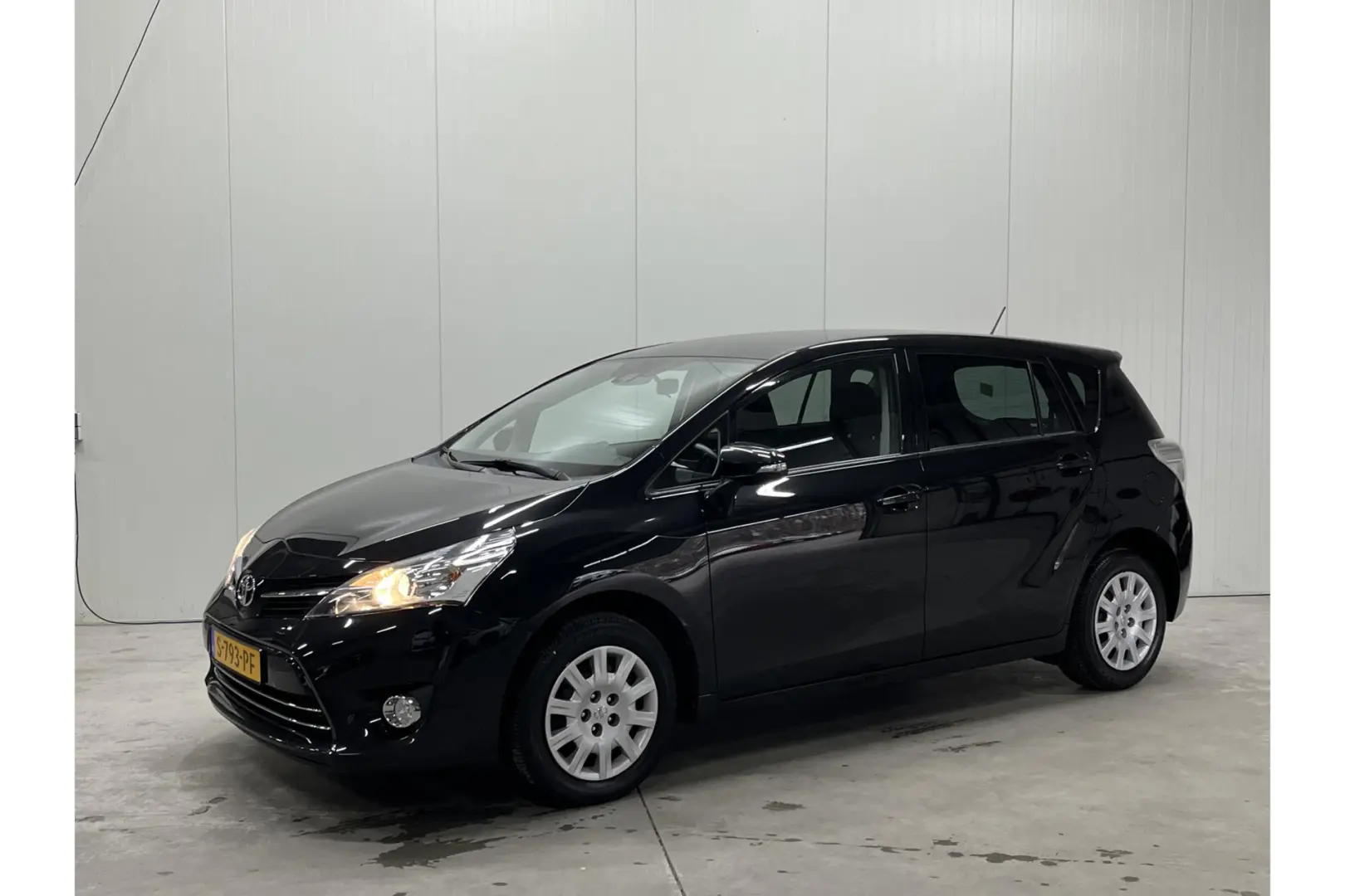 Toyota Verso Verso 1.6 Comfort Extra 4