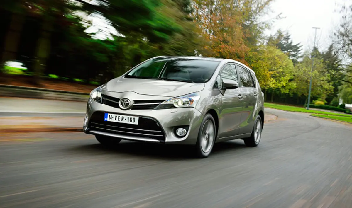 Toyota Verso Verso 1.6 D-4D Elegant 4
