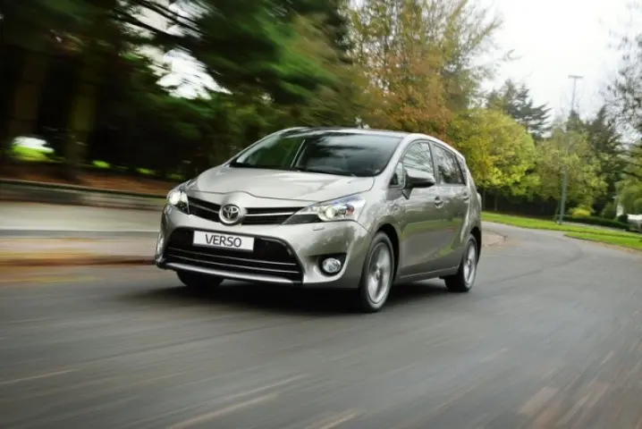 Toyota Verso Verso 1.6 D-4D Elegant 5
