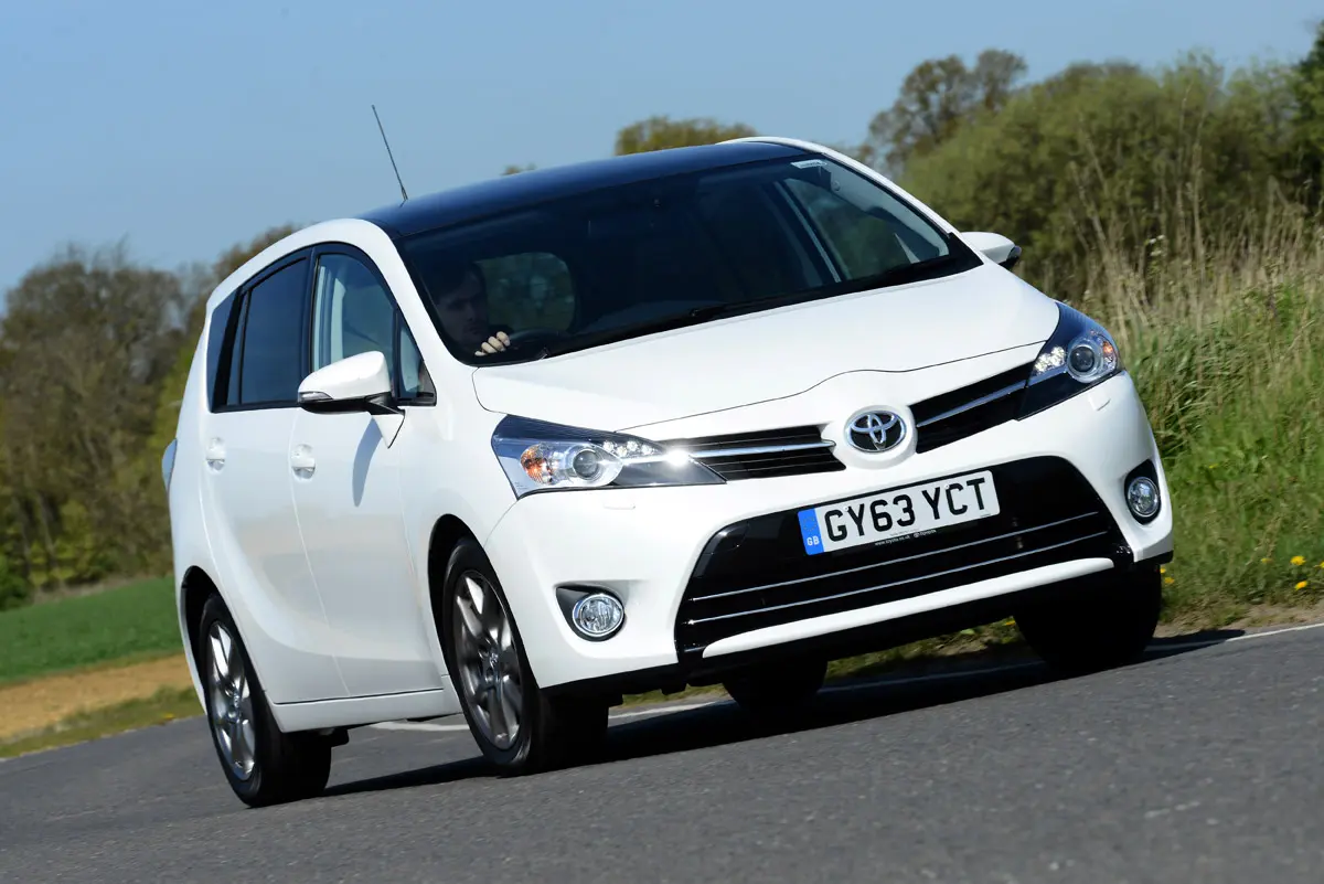 Toyota Verso Verso 1.6 D-4D Elegant 0