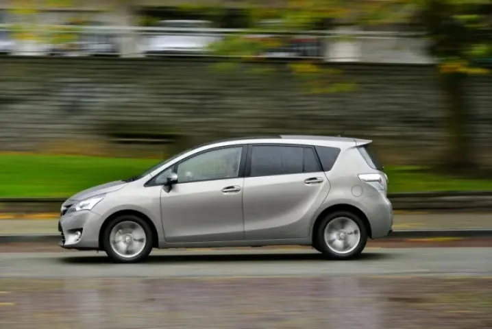 Toyota Verso Verso 1.6 D-4D Elegant 1