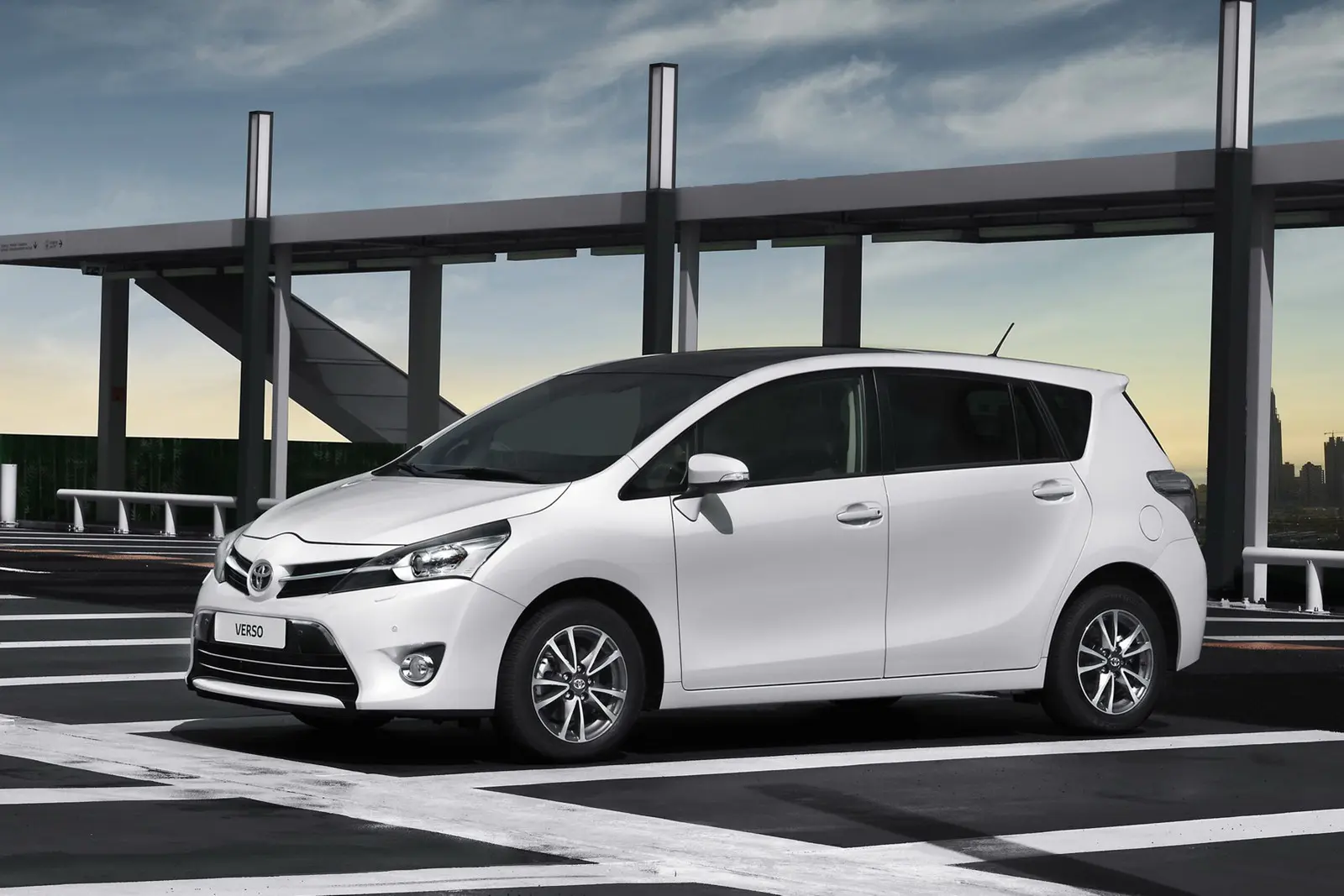 Toyota Verso Verso 1.6 Elegant 3