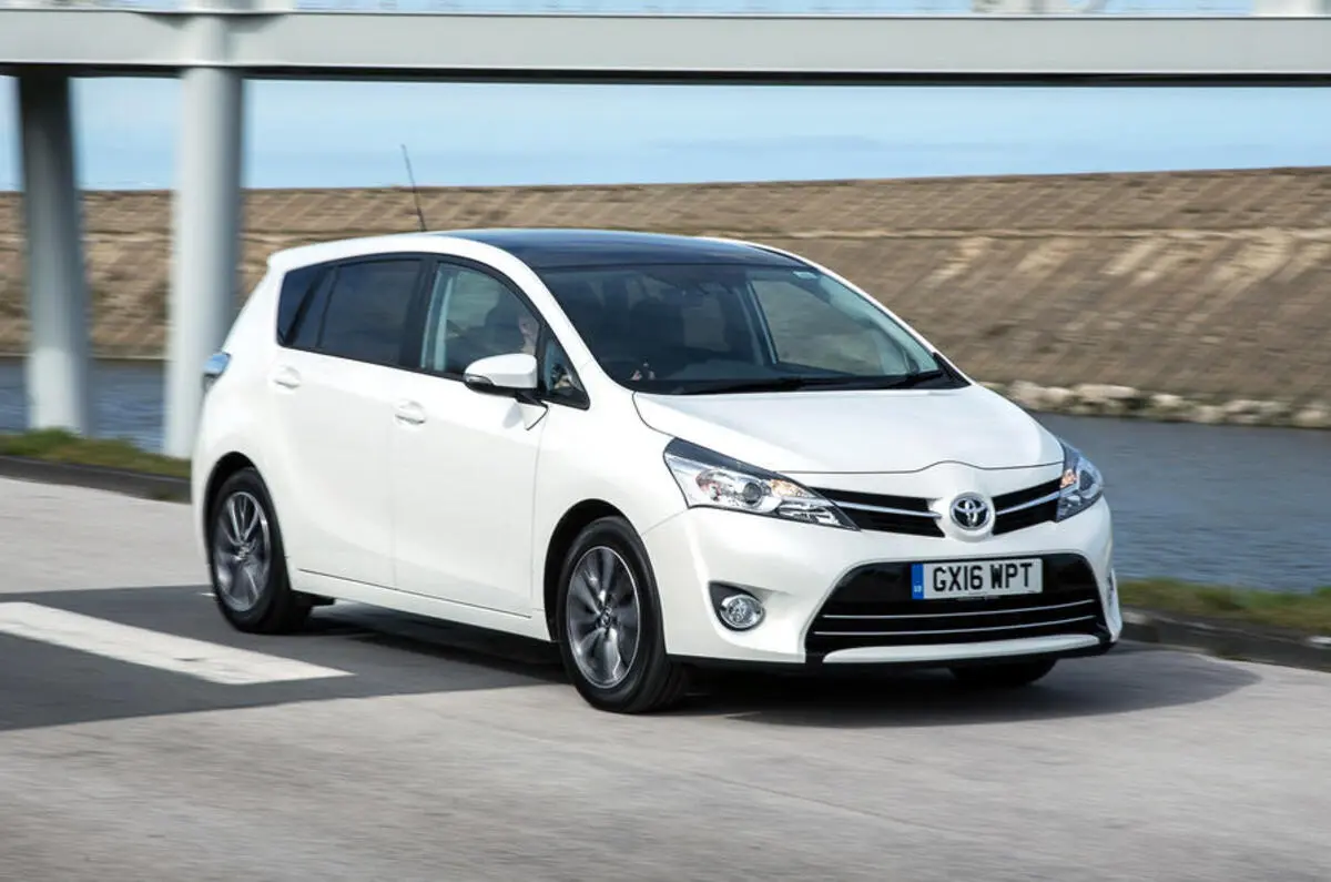 Toyota Verso Verso 1.6 Premium 1