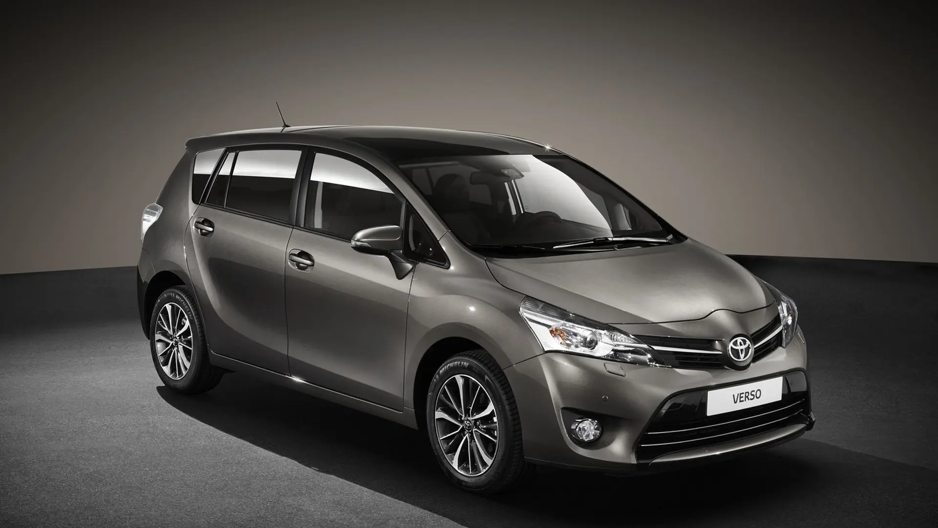 Toyota Verso Verso 1.6 Premium 0