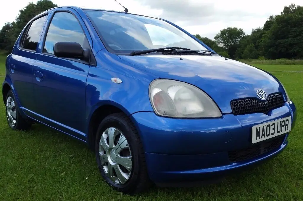 Toyota Yaris Yaris 1.0 4