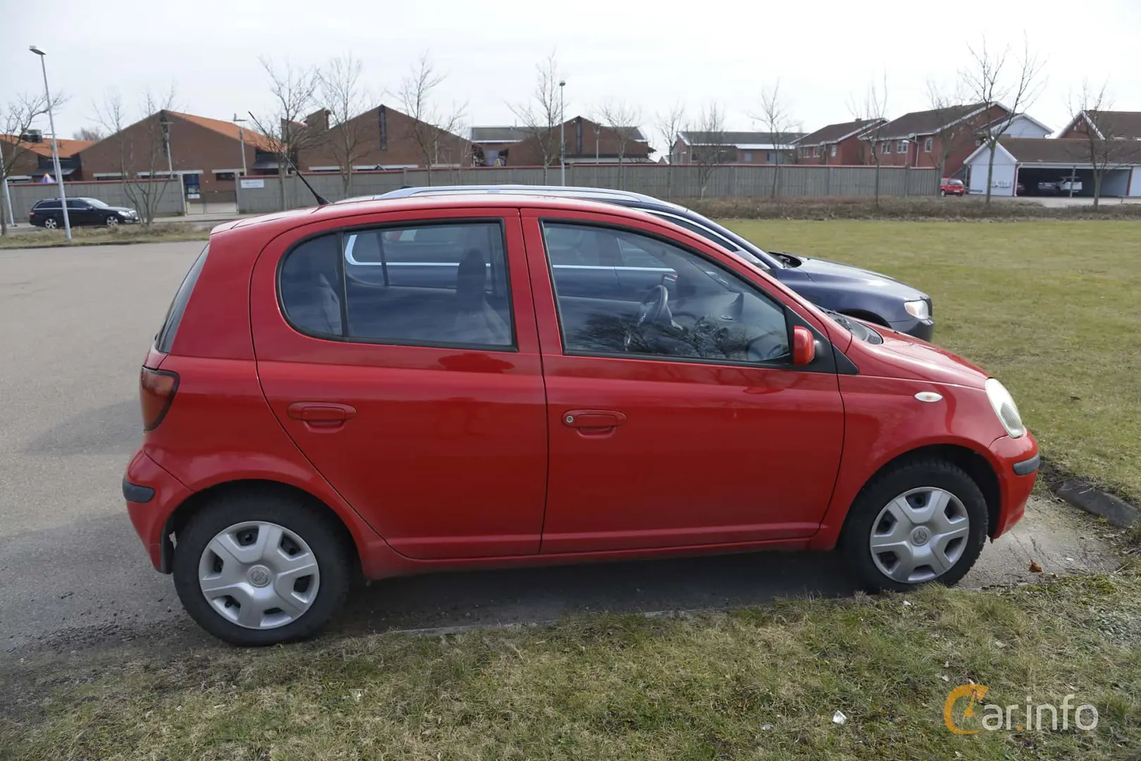 Toyota Yaris Yaris 1.0 6