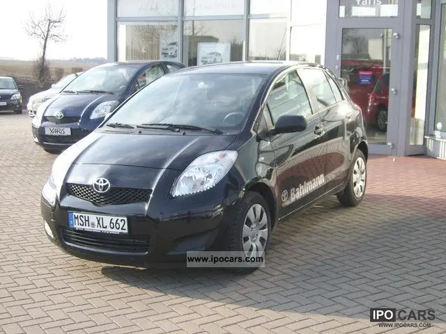 Toyota Yaris Yaris 1.0 Active Cool 4