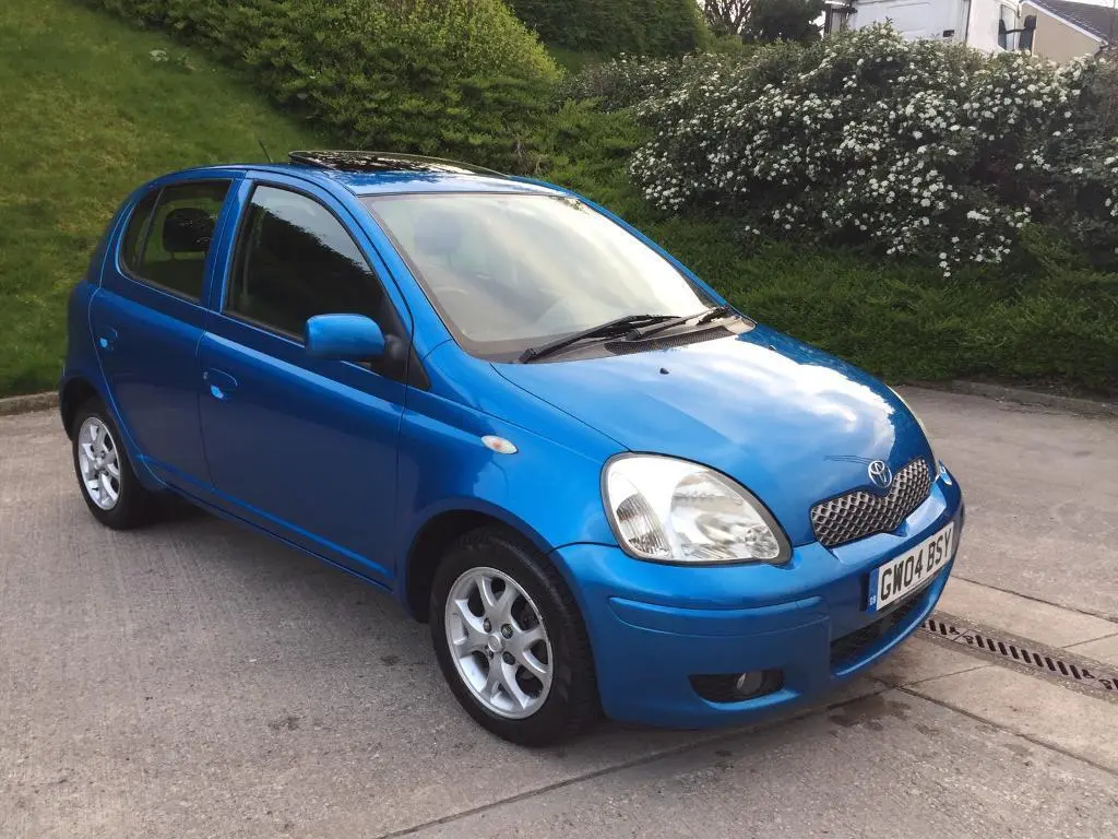 Toyota Yaris Yaris 1.0 Blue 4