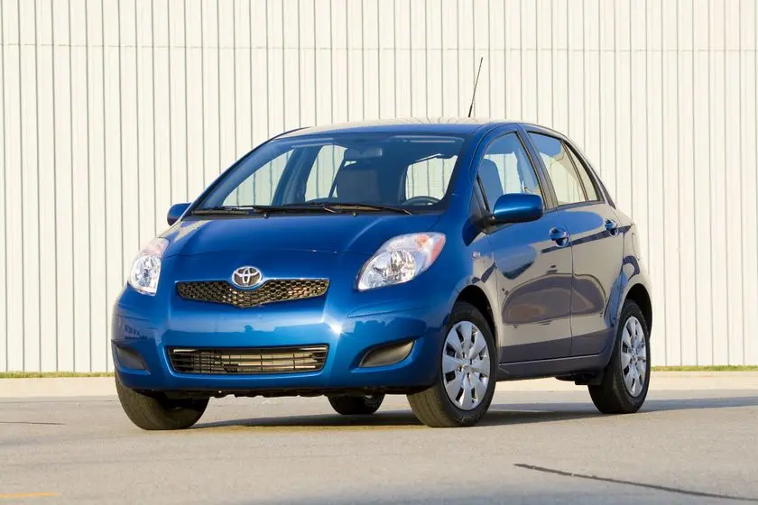 Toyota Yaris Yaris 1.0 Active Cool 3