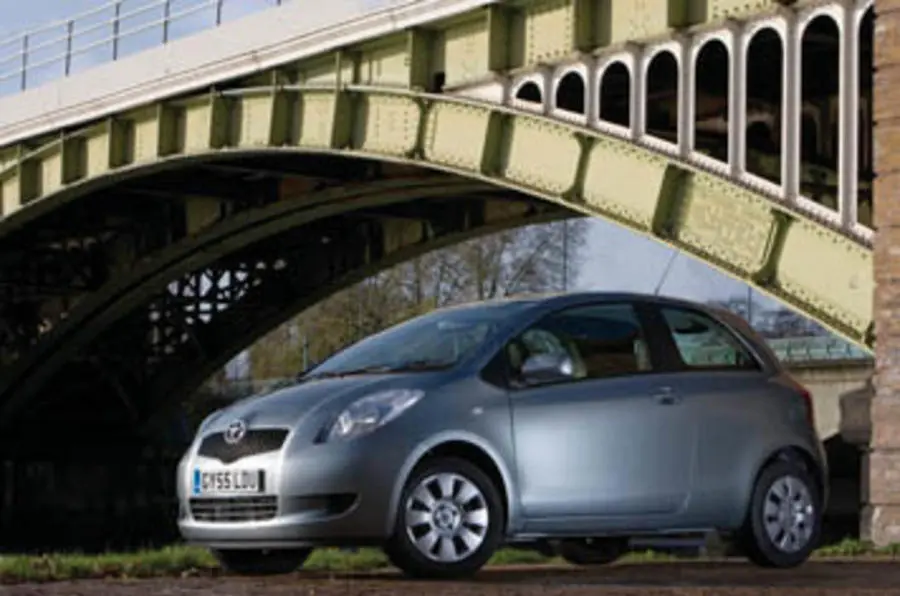 Toyota Yaris Yaris 1.0 Active Cool 3