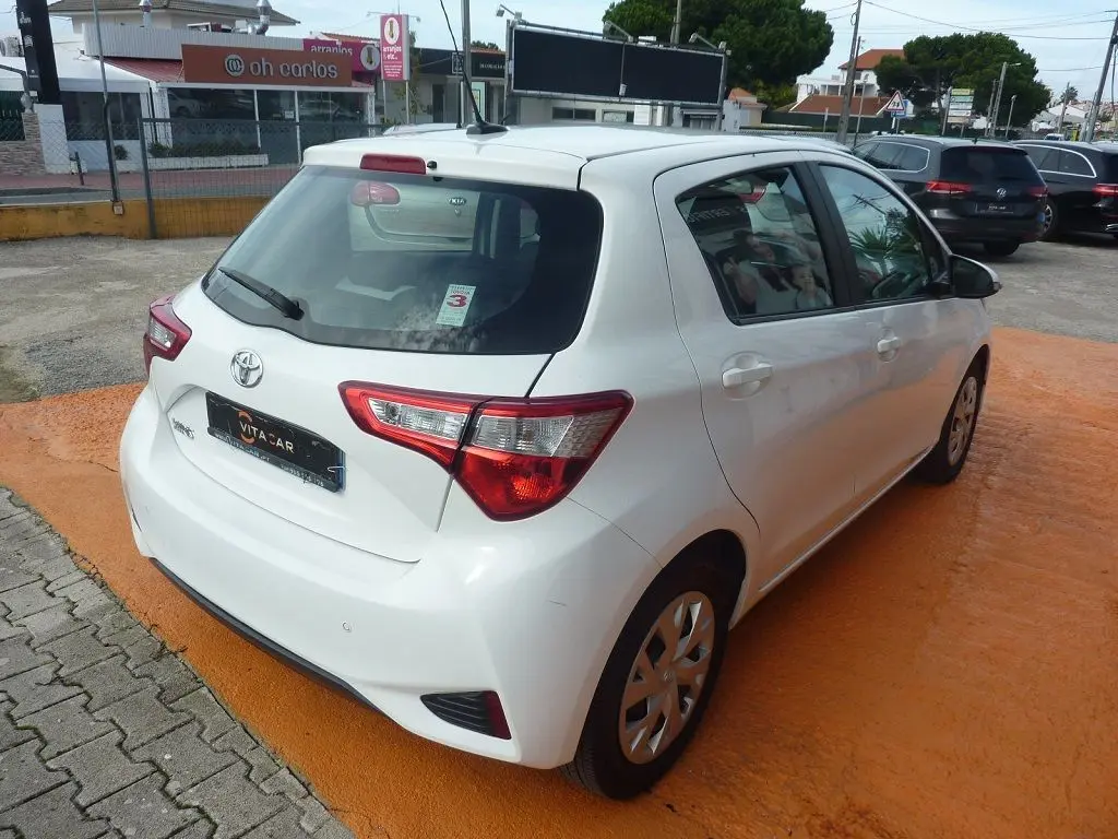 Toyota Yaris Yaris 1.0 ECO AC 4