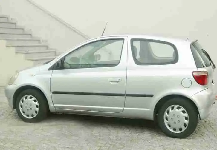 Toyota Yaris Yaris 1.0 Linea Sol ABS 2
