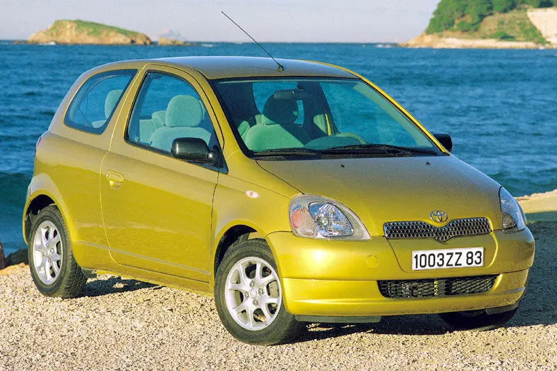 Toyota Yaris Yaris 1.0 Linea Terra 0