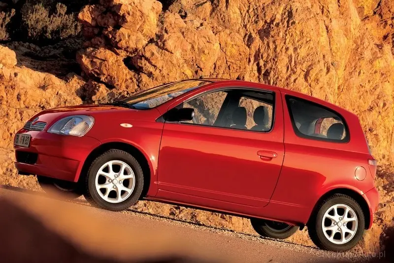 Toyota Yaris Yaris 1.0 Sol 5
