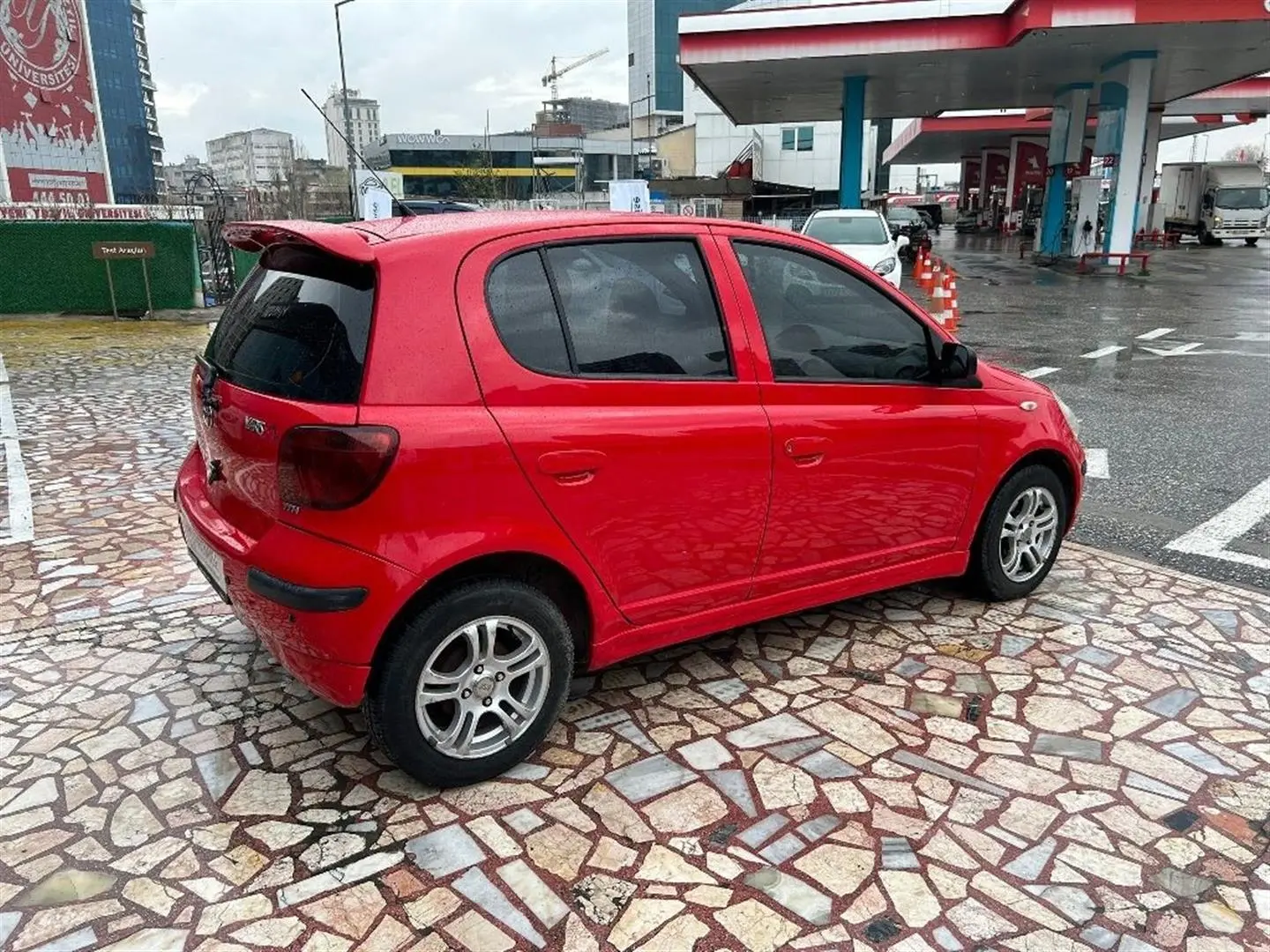 Toyota Yaris Yaris 1.0 Terra 6