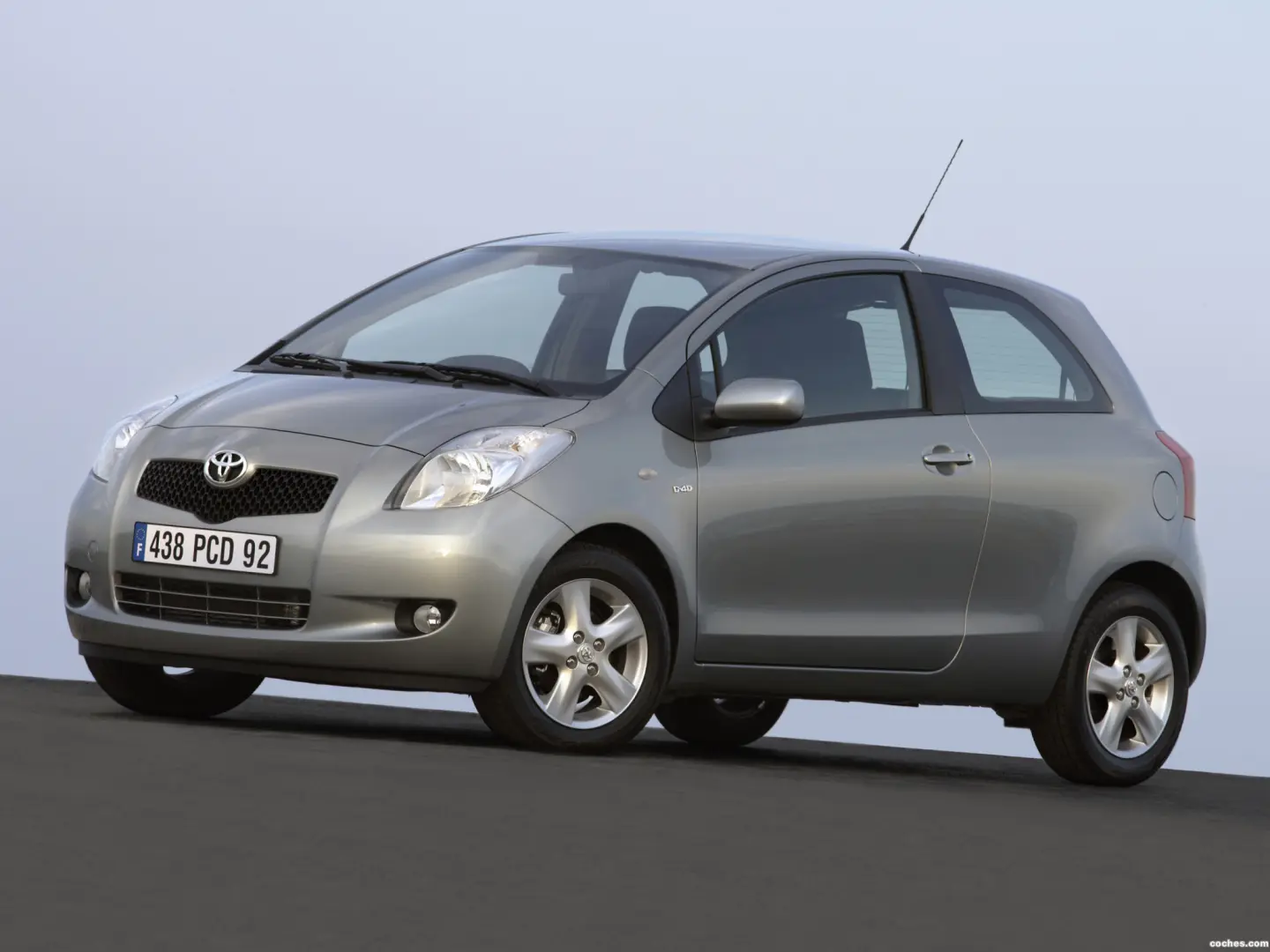 Toyota Yaris Yaris 1.3 Sol 3