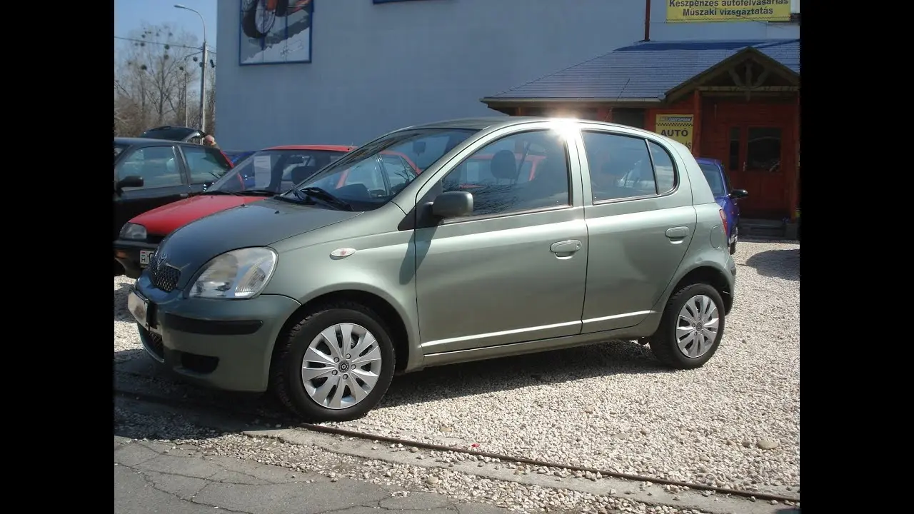 Toyota Yaris Yaris 1.0 Terra Plus 2