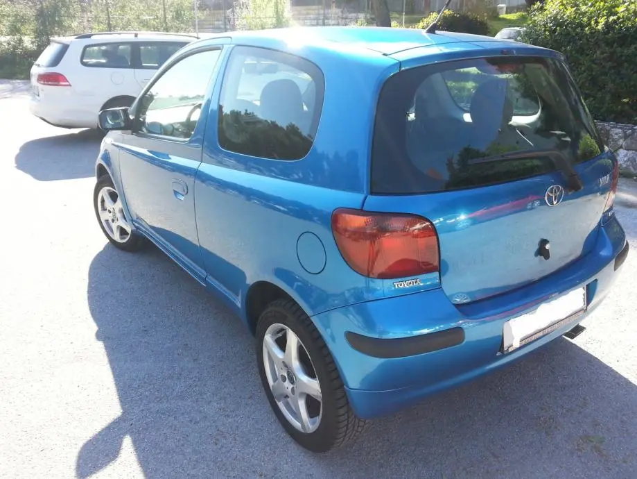 Toyota Yaris Yaris 1.0 Terra Plus 7