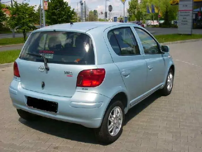 Toyota Yaris Yaris 1.0 Terra Plus 5