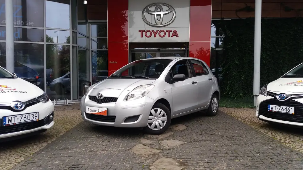 Toyota Yaris Yaris 1.0 Terra Sporty 4