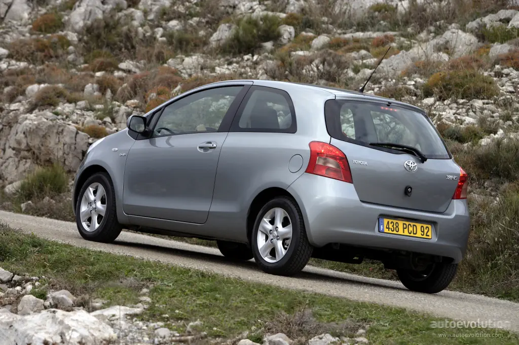 Toyota Yaris Yaris 1.3 Blue 6
