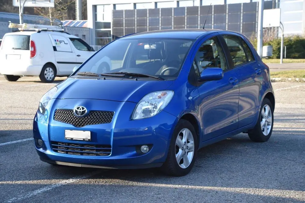 Toyota Yaris Yaris 1.3 Linea Sol 2