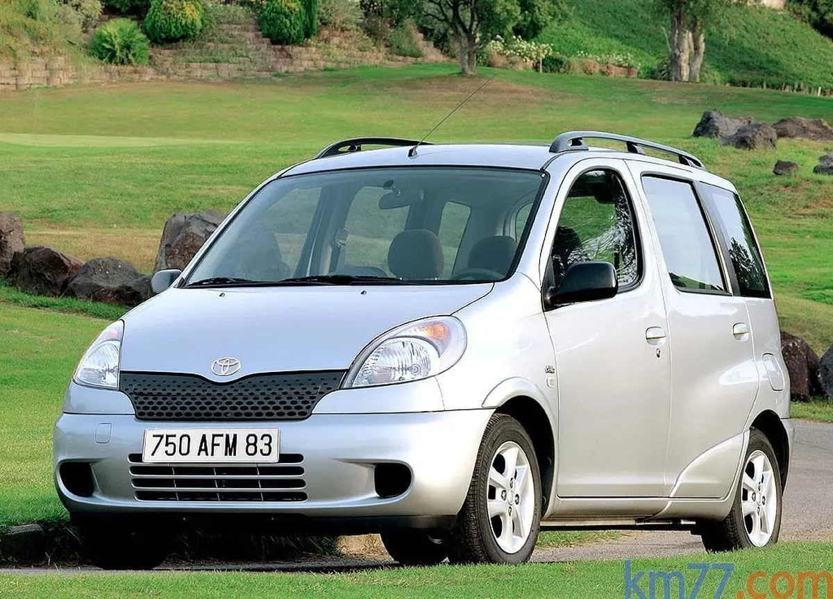 Toyota Yaris Yaris 1.3 Luna 4