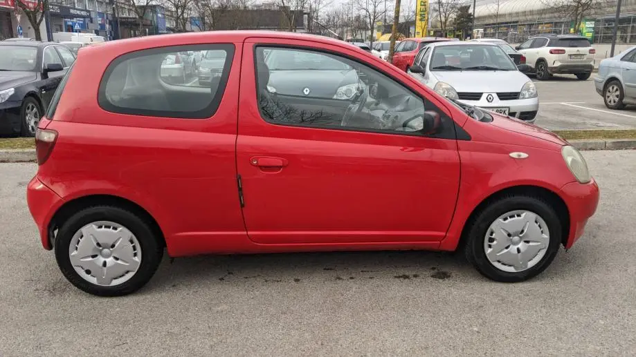 Toyota Yaris Yaris 1.3 Luna 6