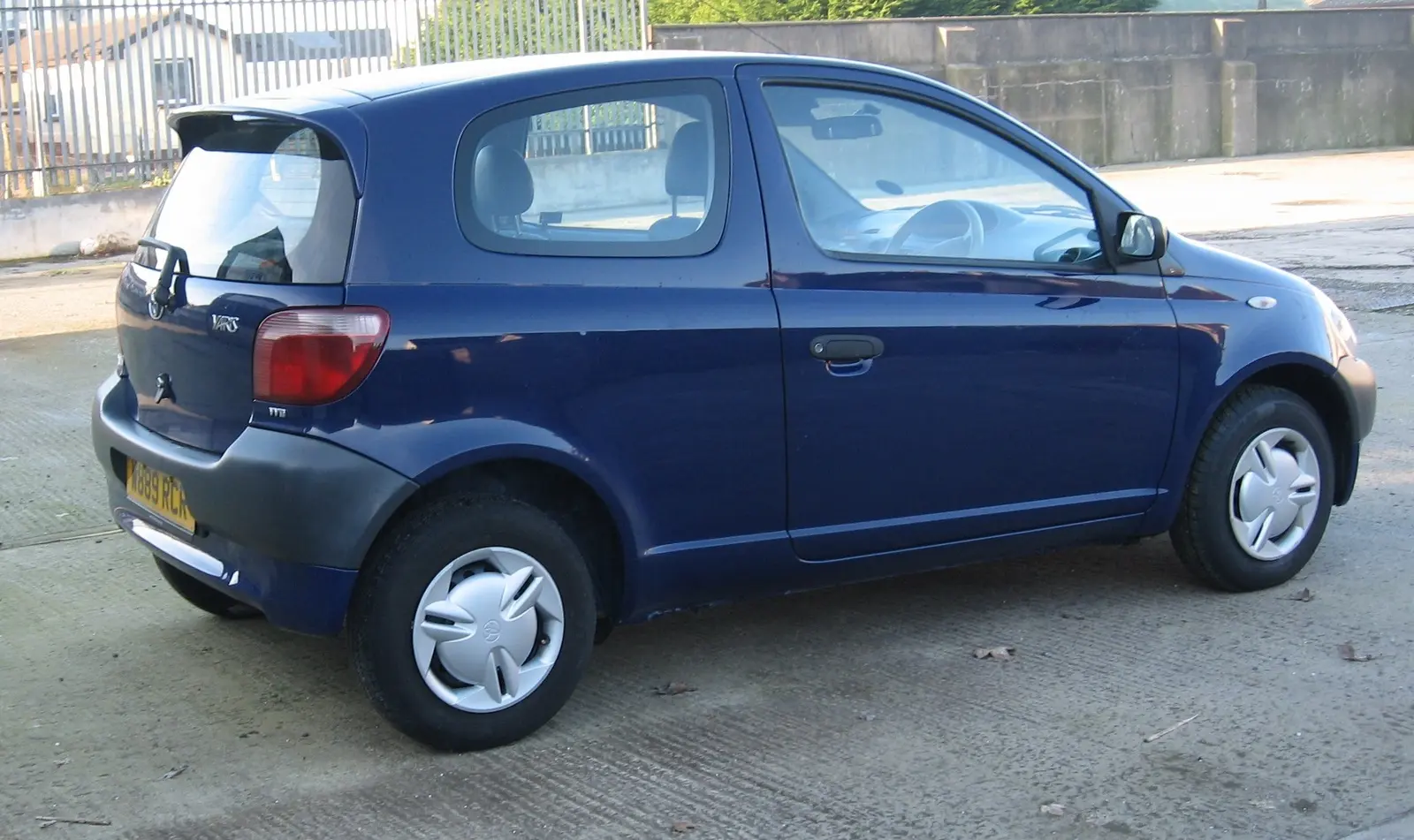 Toyota Yaris Yaris 1.3 Sol 1