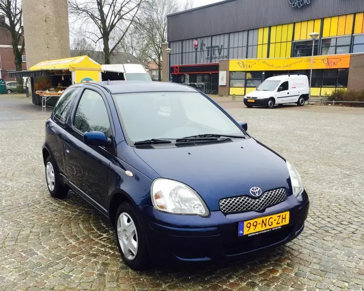 Toyota Yaris Yaris 1.3 Sol 6