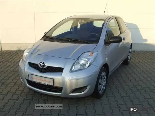 Toyota Yaris Yaris 1.33 Cool 3