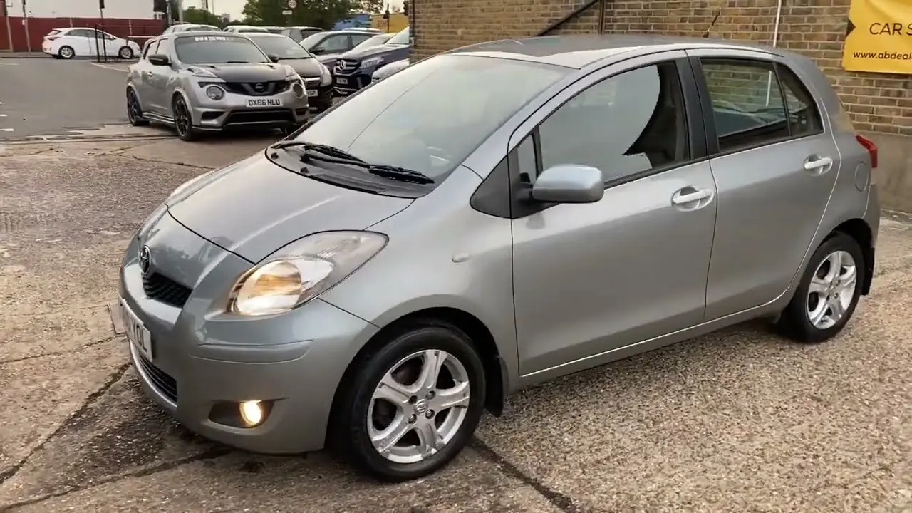 Toyota Yaris Yaris 1.33 Style 5